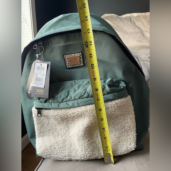 NWT!! VANS Animal MIX backpack - Picture 8 of 10